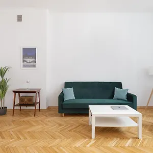 Stylish Swietojanska By Renters Apartament
